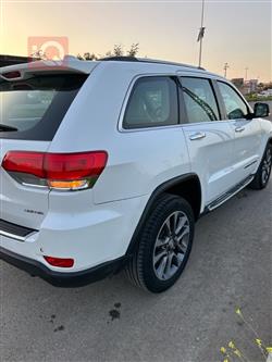 جيب جراند شيروكي